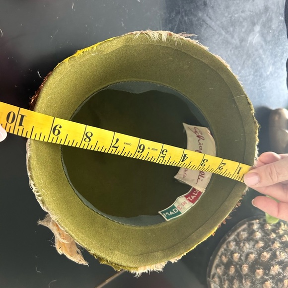 Vintage Schiaparelli Feathered Hat - Multicolor - Picture 6 of 8